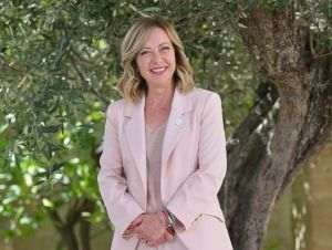 Planul Giorgiei Meloni de a vinde cadourile oficiale a fost blocat